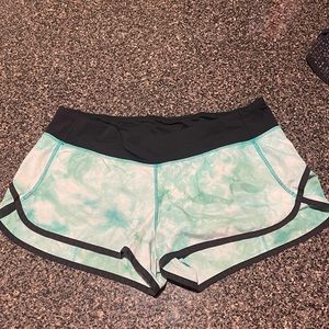 lululemon speed shorts 2.5in inseam